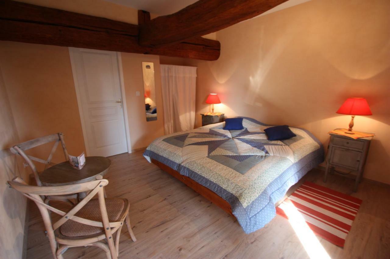 Gite Evidence Bed and Breakfast Varennes-sur-le-Doubs Exterior foto